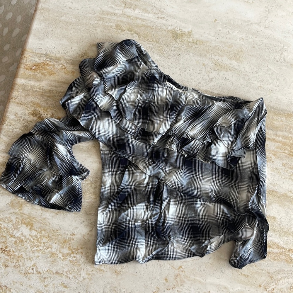 Alice + Olivia one shoulder top